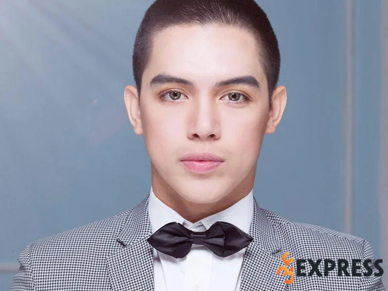 ntk-brian-vo-khoi-nghiep-bang-nghe-may-va-1-35express