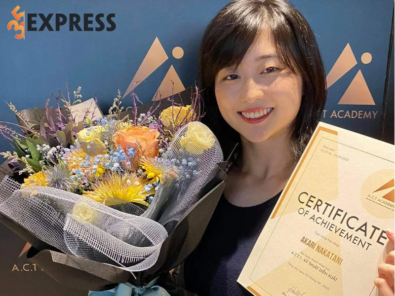 quyet-dinh-sinh-song-tai-viet-nam-cua-nakatani-akari-1-35express