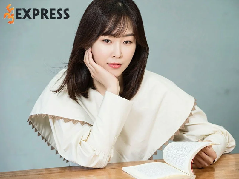 seo-hyun-jin-vut-sang-tro-thanh-ngoi-sao-man-anh-35express