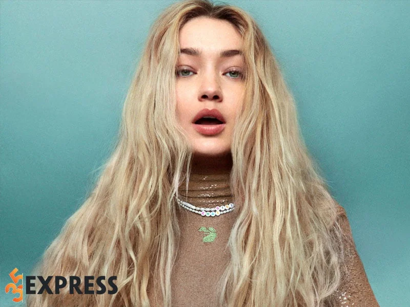 su-nghiep-nguoi-mau-chuyen-nghiep-cua-gigi-hadid-2-35express