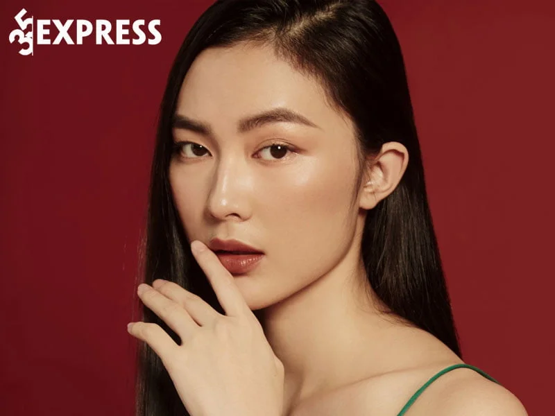 thong-tin-chi-tiet-ve-tieu-su-ly-lich-helly-tong-35express