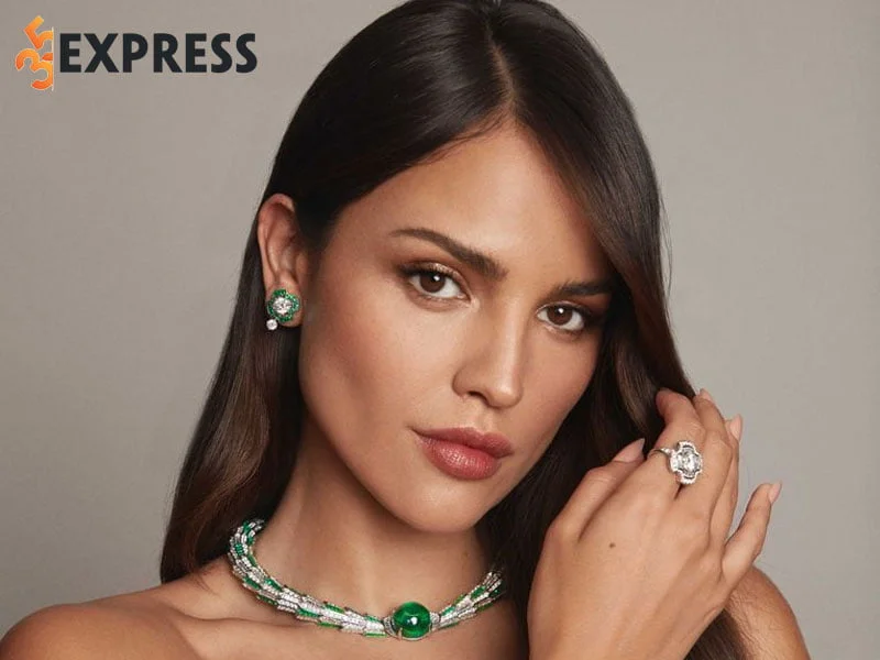 tinh-truong-khung-cua-bong-hong-mexico-eiza-gonzalez-35express