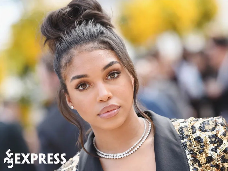 tom-tat-ly-lich-tieu-su-nguoi-mau-lori-harvey-35express