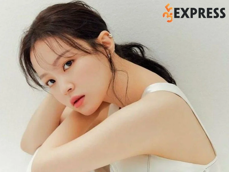 tom-tat-tieu-su-ly-lich-ve-nu-ca-si-lee-hi-35express
