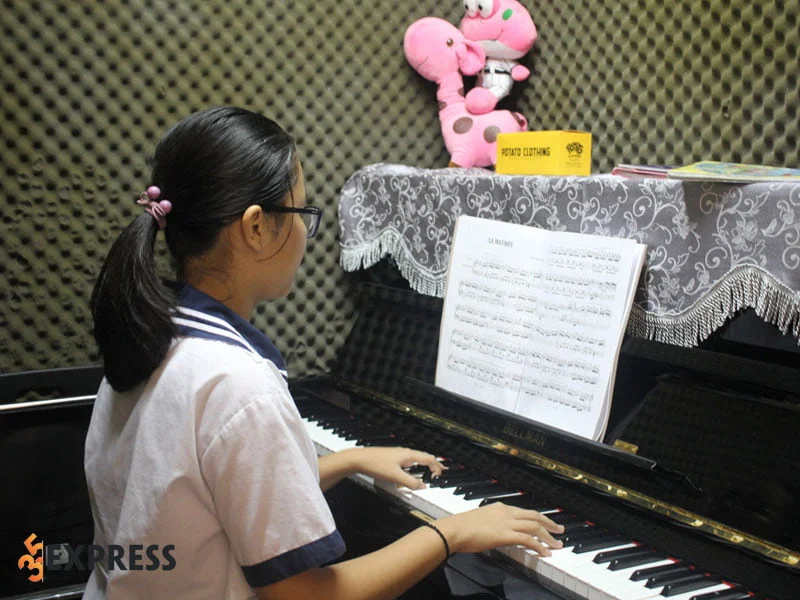 toyo-piano-35express