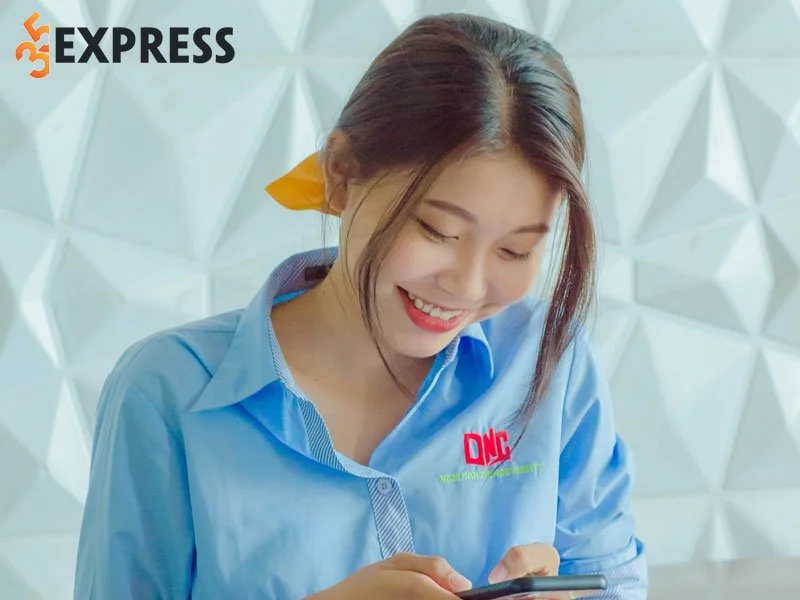 a-hau-thach-thu-thao-nhan-sac-va-trinh-do-cua-co-gai-khmer-dai-dien-viet-nam-tai-hoa-hau-trai-dat-1-35express