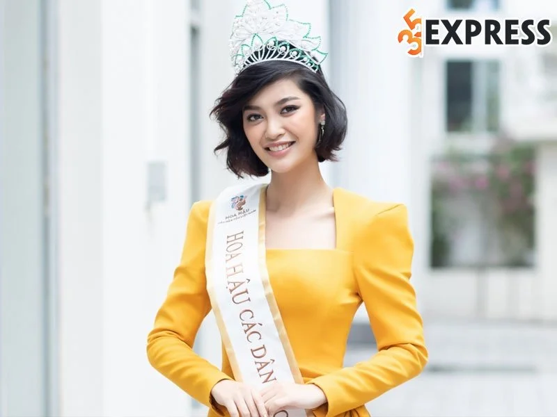 con-duong-di-den-danh-hieu-hoa-hau-cua-nong-thuy-hang-2-35express