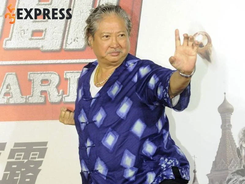 khoi-dau-su-nghiep-dien-xuat-cua-dien-vien-hong-kim-bao-1-35express