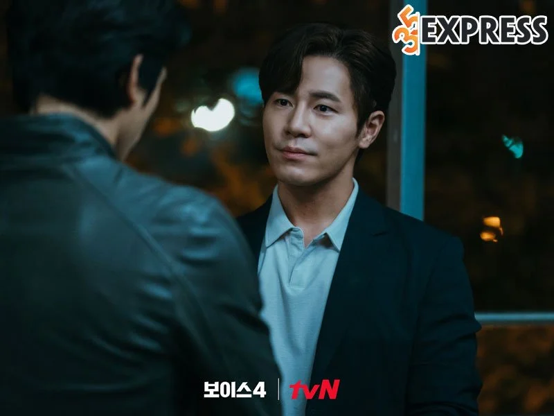lee-kyu-hyung-toa-sang-sau-mot-thap-ky-cho-doi-2-35express