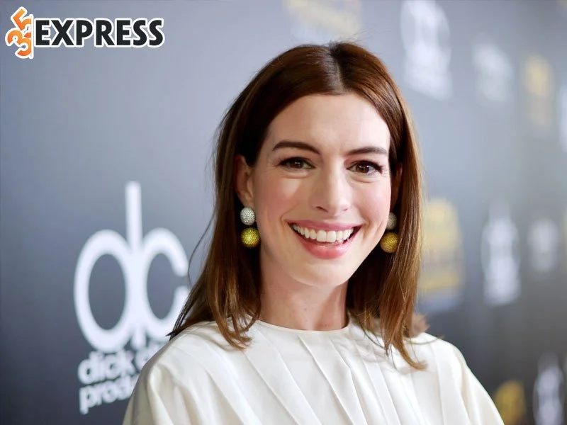man-hoa-than-thanh-loat-cong-chua-tuoi-teen-cua-anne-hathaway-lam-bao-the-he-tre-phai-chao-dao-1-35express