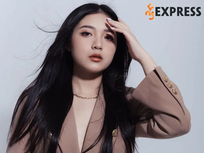 mot-so-chuong-trinh-co-su-gop-mat-cua-nu-mc-phuong-thao-35express