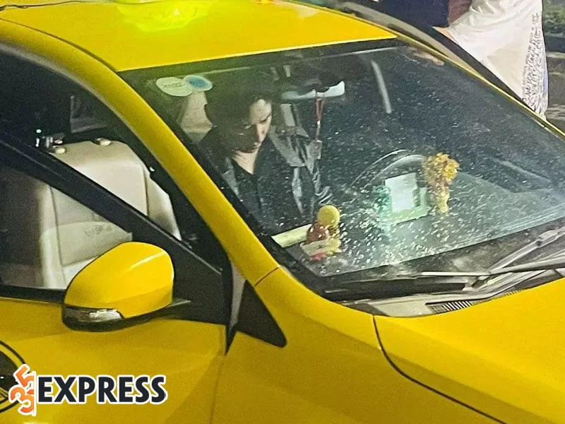 netizen-lai-xon-xao-truoc-tin-lee-je-hoon-bat-ngo-xuat-hien-tai-da-nang-1-35express