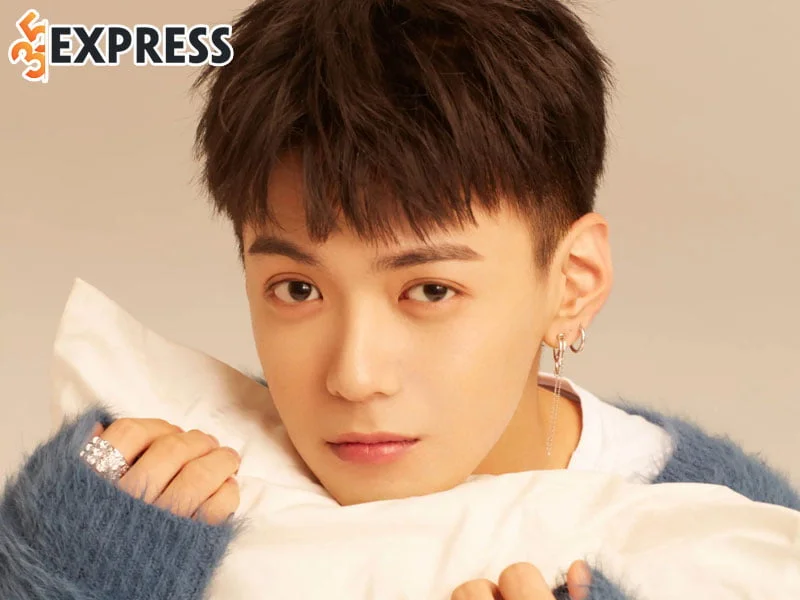 ngo-thua-trach-lam-shipper-de-kiem-them-thu-nhap-2-35express