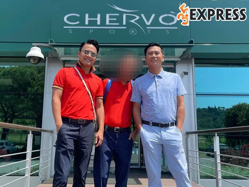 nhac-si-ho-hoai-anh-va-dien-vien-hong-dang-du-lich-tay-ban-nha-gap-su-co-tin-bao-gay-soc-ve-cho-vo-4-35express