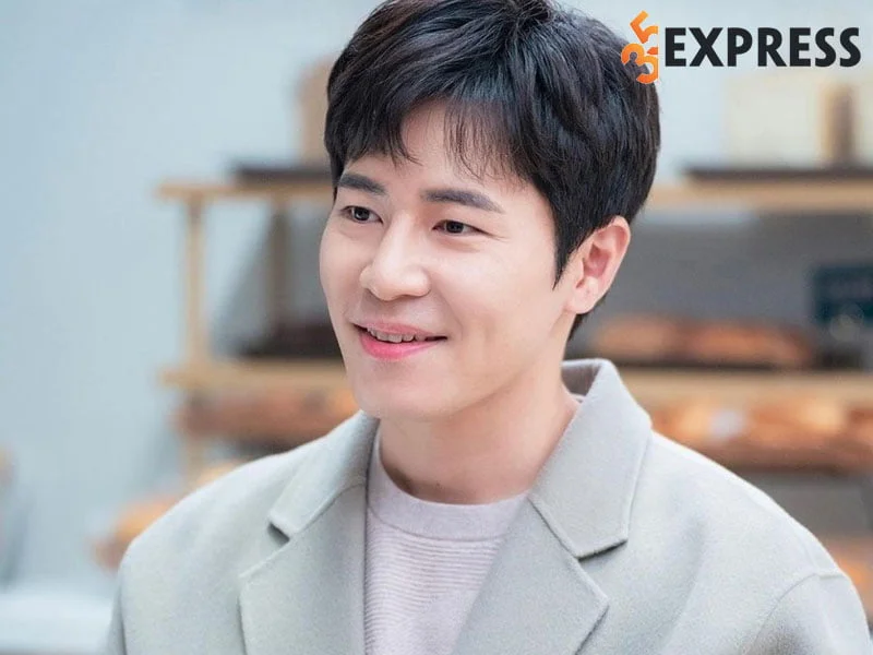 nhung-bo-phim-co-su-gop-mat-cua-lee-kyu-hyung-35express