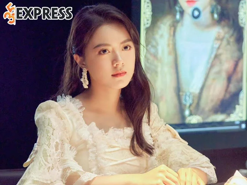 nhung-hinh-anh-xinh-dep-cua-trieu-kim-mach-khien-netizen-ngan-ngo-3-35express