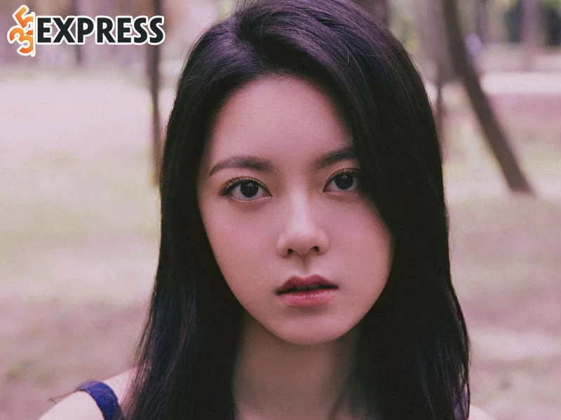 nhung-hinh-anh-xinh-dep-cua-trieu-kim-mach-khien-netizen-ngan-ngo-35express