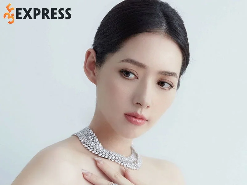 quach-bich-binh-thanh-cong-trong-man-anh-hoa-ngu-35express