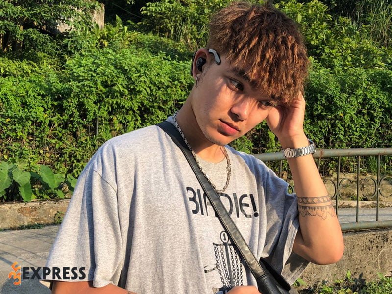 rapper-killic-vien-ngoc-tho-bui-bam-va-day-ca-tinh-35express
