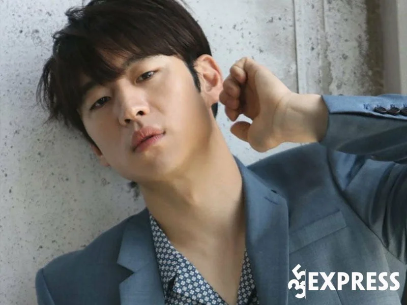 su-nghiep-cua-nam-dien-vien-lee-je-hoon-35express