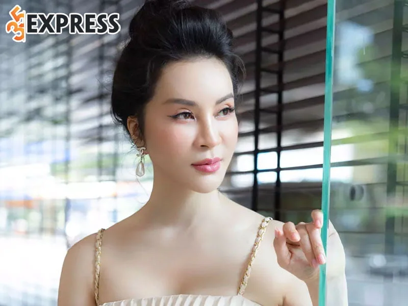 su-nghiep-cua-nu-mc-thanh-mai-3-35express