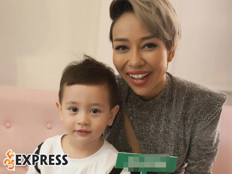 thao-trang-xau-la-nghen-ngao-tiet-lo-viec-bo-cua-con-trai-3-tuoi-da-qua-doi-35express