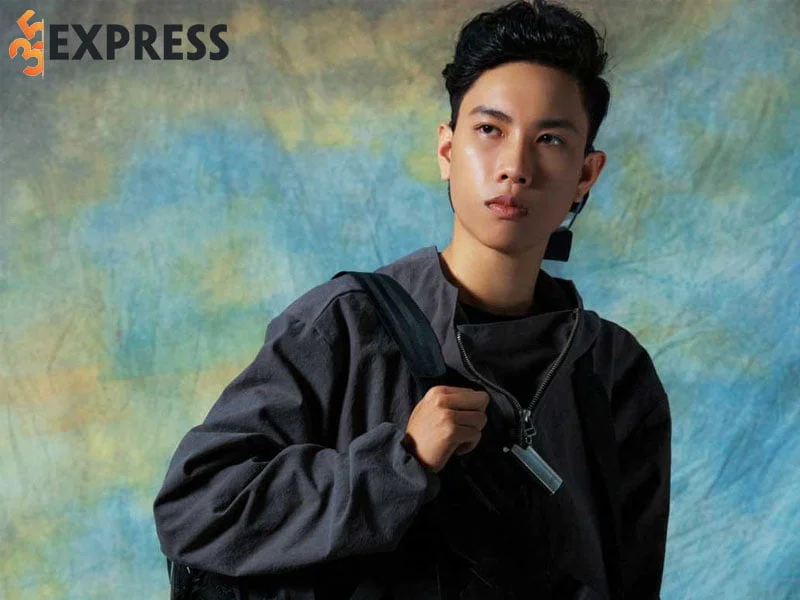tom-tat-chi-tiet-tieu-su-ly-lich-ve-dj-hoaprox-35express