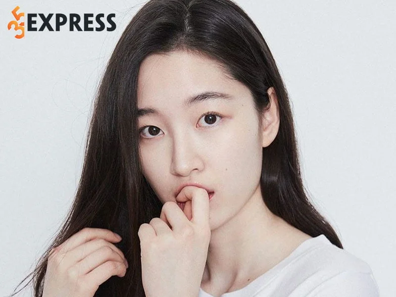 tom-tat-ly-lich-tieu-su-dien-vien-won-ji-an-35express