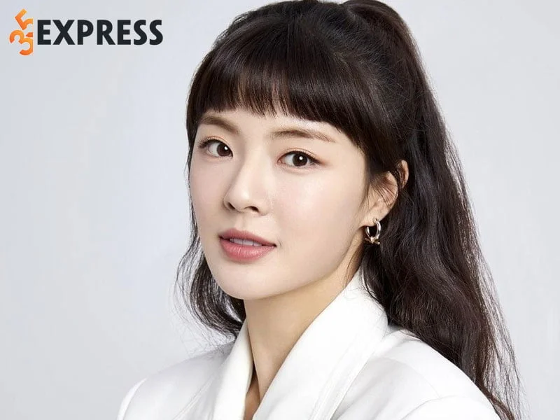 tom-tat-tieu-su-ly-lich-ve-nu-dien-vien-lee-sun-bin-35express