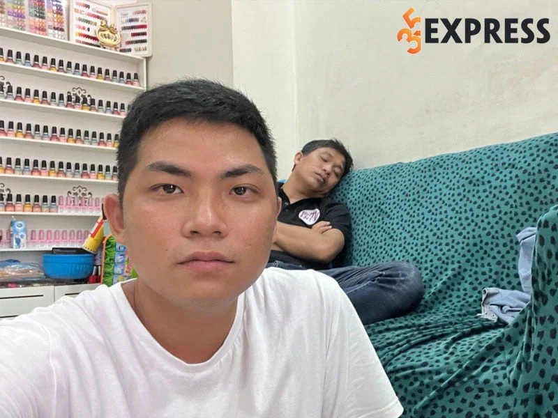 youtuber-phong-bui-la-ai-1-35express