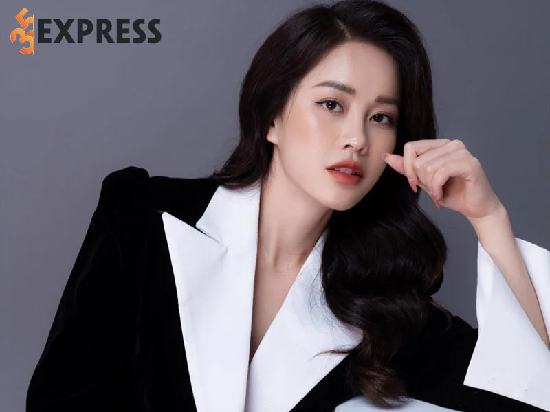 a-khoi-xinh-dep-ngo-mai-phuong-tro-thanh-mc-cua-vtv-35express