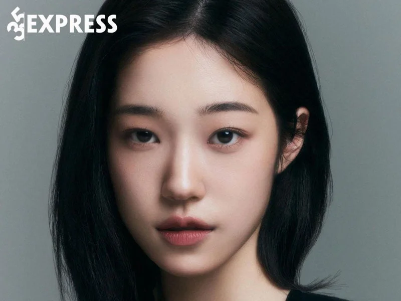 chan-dung-nhan-sac-cuc-dinh-cua-nu-dien-vien-roh-yoon-seo-35express