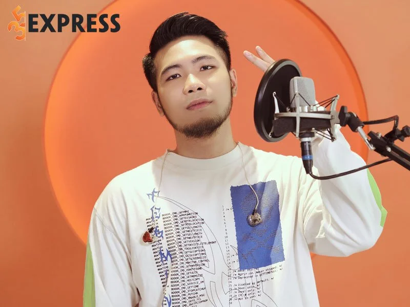 con-duong-su-nghiep-cua-nam-rapper-phuc-du-4-35express
