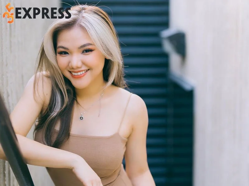 con-duong-tro-thanh-quan-quan-x-factor-cua-myra-tran-1-35express