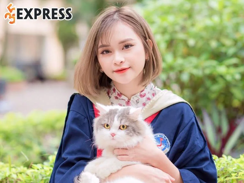 con-duong-tro-thanh-tiktoker-cua-mo-khoet-ha-noi-1-35express
