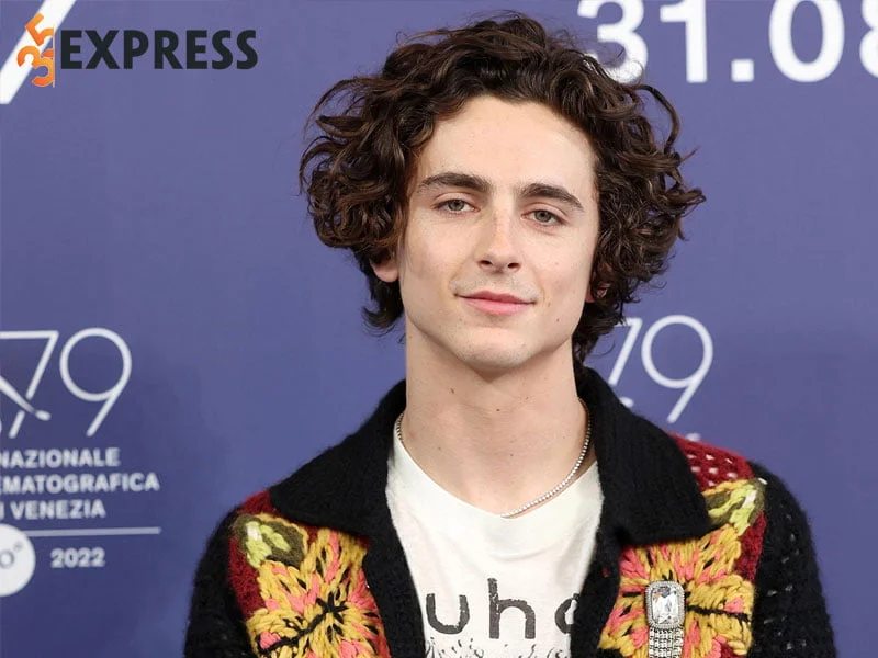 cuoc-doi-cua-chang-tho-timothee-chalamet-35express