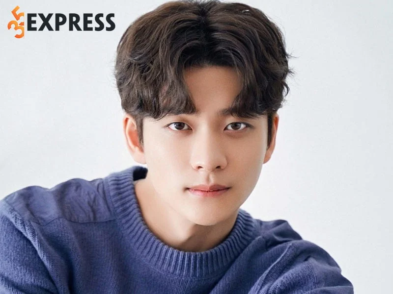 dien-vien-kang-tae-oh-la-ai-1-35express