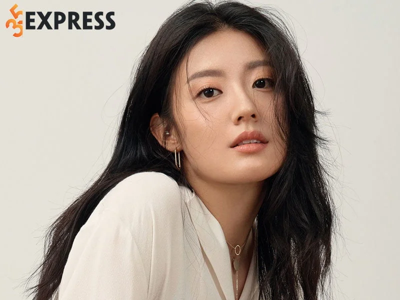dien-vien-nam-ji-hyun-la-ai-1-35express