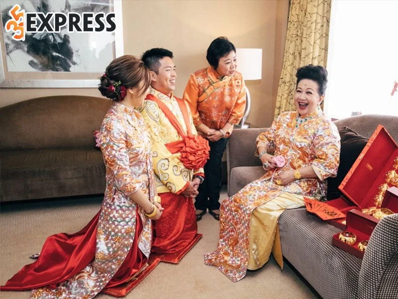 doi-tu-cua-nu-dien-vien-gao-coi-hong-kong-tiet-gia-yen-1-35express