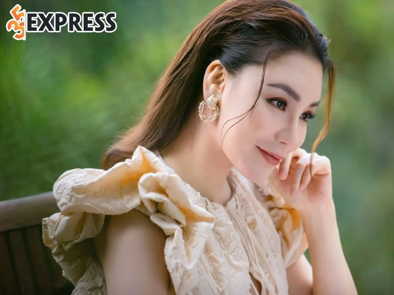 ho-quynh-huong-cuoc-song-binh-lang-sau-6-nam-scandal-voi-dan-chi-35express