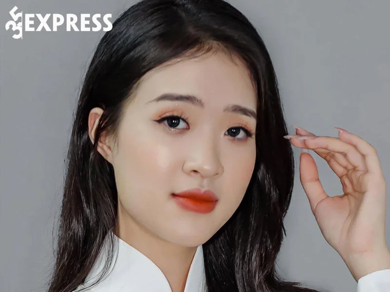 ho-thi-yen-nhi-thi-sinh-nho-tuoi-nhat-miss-world-vietnam-2022-1-35express