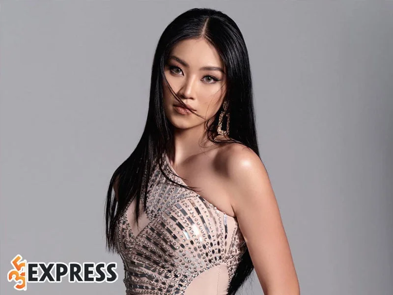 hoa-hau-doan-thu-thuy-vuong-tin-don-su-dung-bong-cuoi-35express