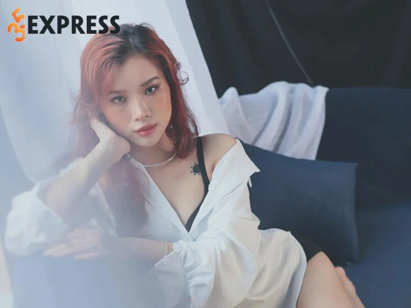 hot-girl-thao-tiz-va-con-duong-hoat-dong-nguoi-mau-1-35express