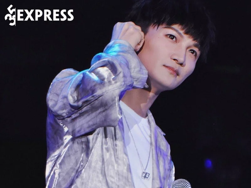 khoi-dau-su-nghiep-ca-hat-cua-giong-ca-doc-nhat-trung-quoc-1-35express