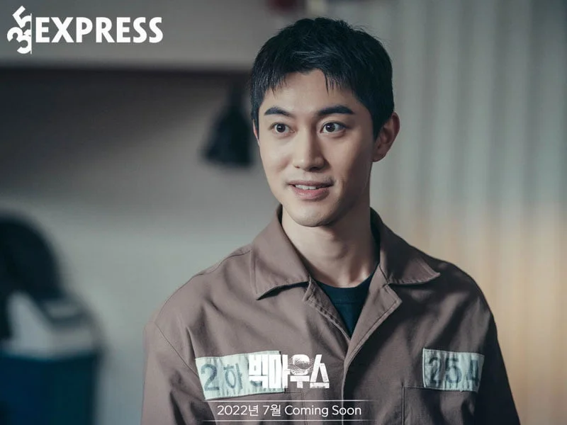 kwak-dong-yeon-gay-sot-trong-phim-big-mouth-1-35express