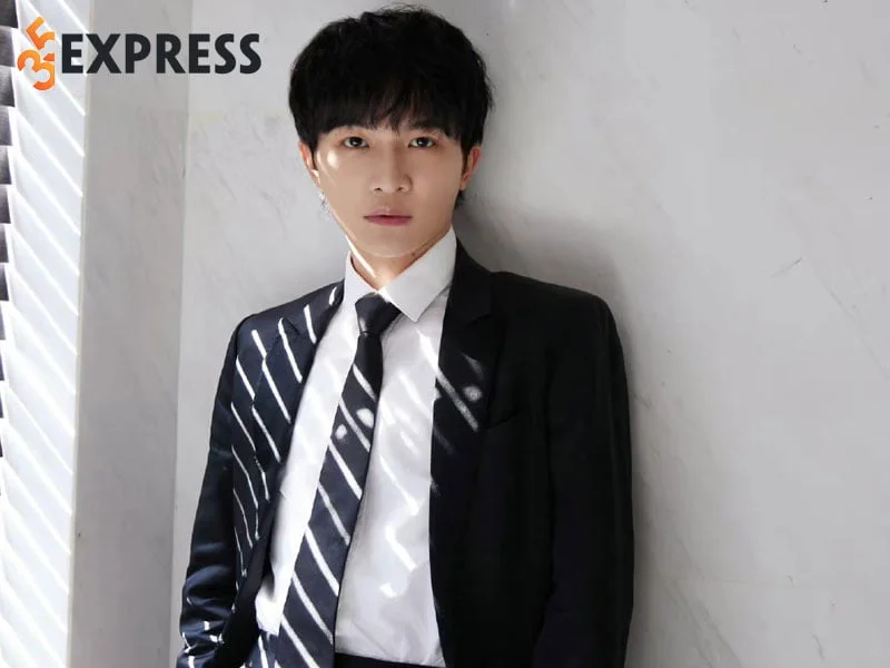 mot-so-hinh-anh-moi-nhat-cua-chau-tham-35express