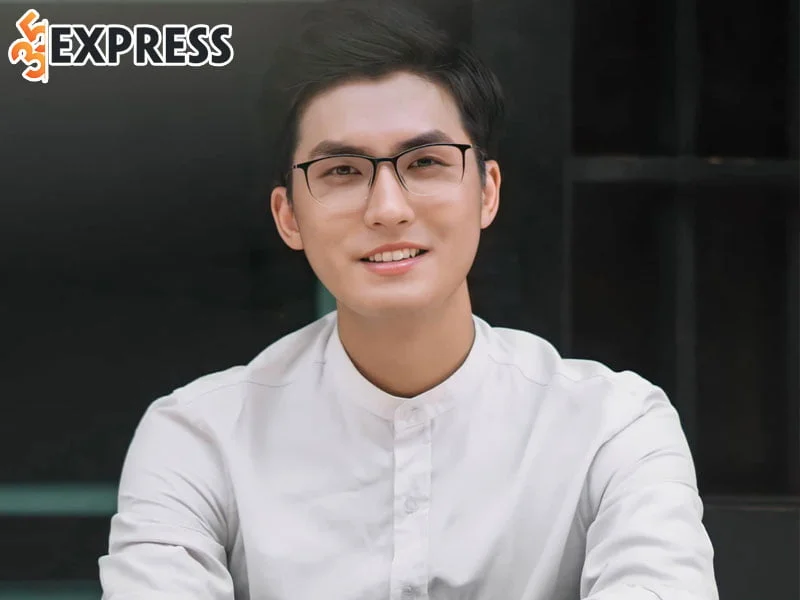 mot-so-hinh-anh-moi-nhat-cua-nhu-ngoc-nguyen-truc-1-35express