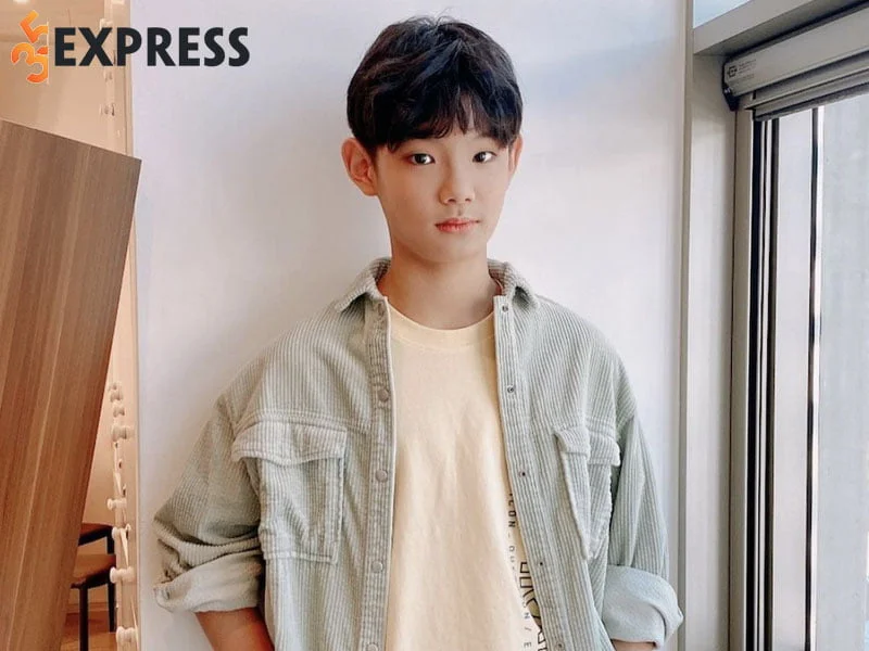 mot-so-hinh-anh-moi-nhat-cua-park-geon-roung-35express