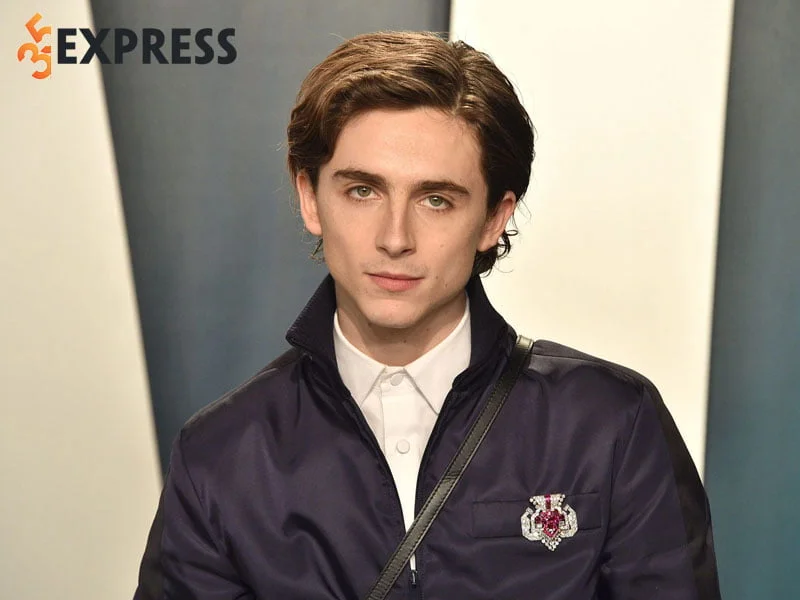 mot-so-hinh-anh-moi-nhat-cua-timothee-chalamet-3-35express