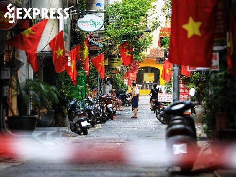 muc-xu-phat-khi-khong-cho-nguoi-lao-dong-nghi-ngay-2-9-35express